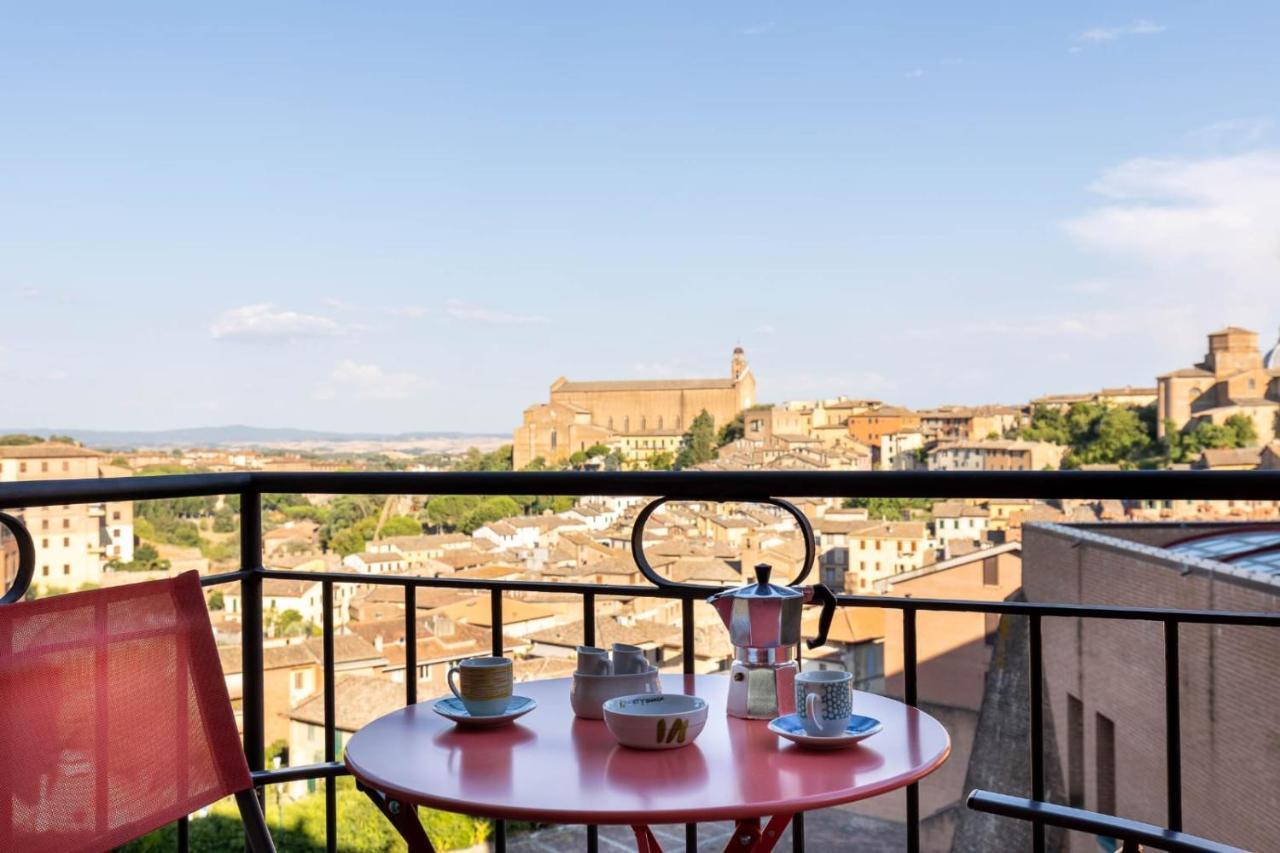 Siena Historic Center Stylish Flat With Balcony! Exterior foto