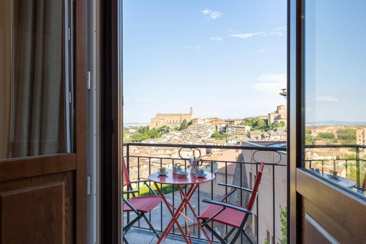 Siena Historic Center Stylish Flat With Balcony! Exterior foto